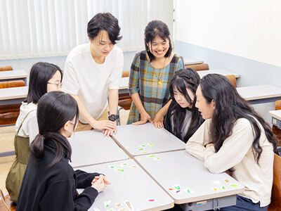 生徒が話している様子