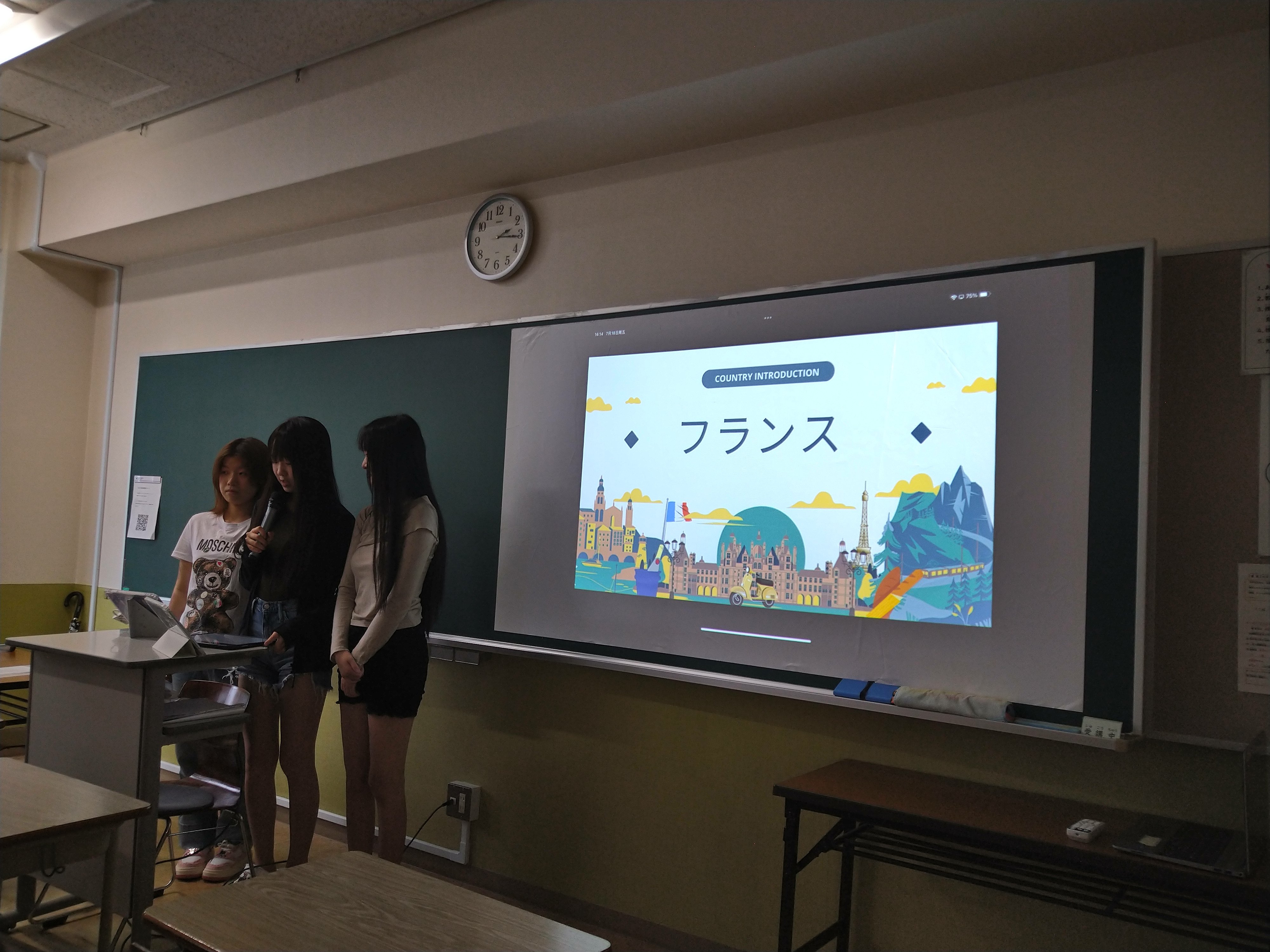 トランスリンガルコース「日本語集中講座」生徒の取組み